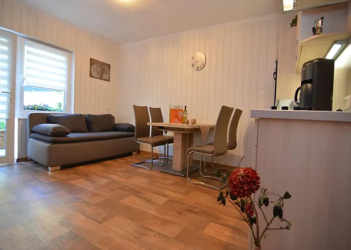 Апартаменты Gemuetliche In *