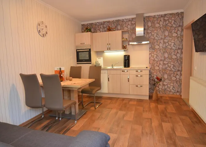 Gemuetliche In Медебах